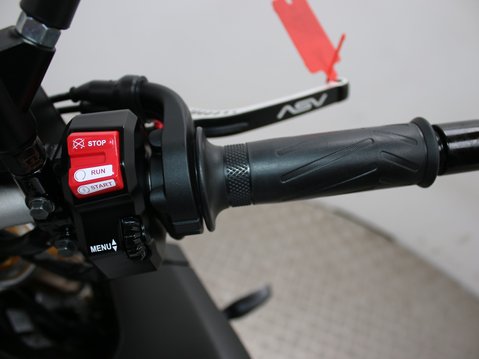 Yamaha MT-10 MT-10 SP MTN1000D 17