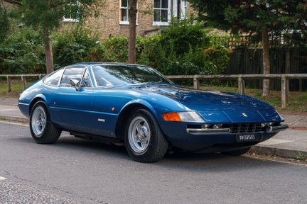 Ferrari 365 GTB/4 Daytona 2
