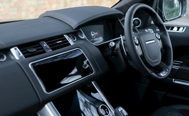 Land Rover Range Rover Sport 5.0 SVR 16