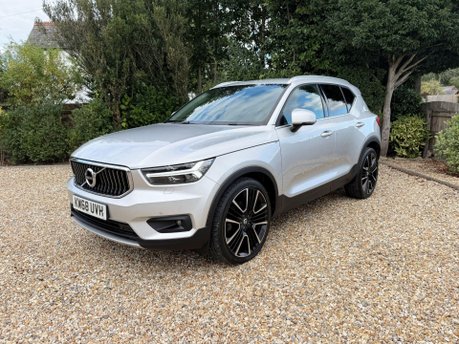 Volvo XC40 2.0 D4 Inscription Auto AWD Euro 6 (s/s) 5dr 1