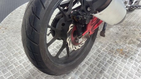 Lexmoto Venom 2019 ONLY 2K RUNNING PROJECT NAKED BIKE LEARNER 125CC 27