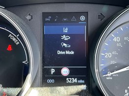 Toyota C-HR 1.8 C-HR Icon HEV CVT 5dr 28