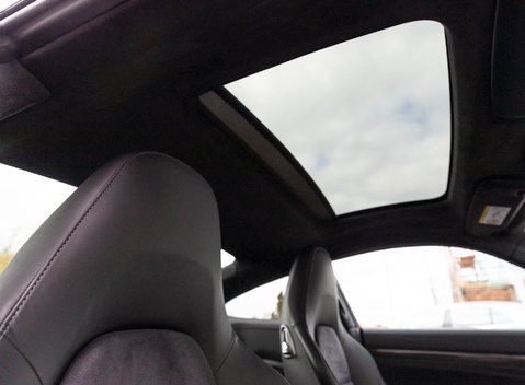 Porsche 911 Turbo S (991.2) 14