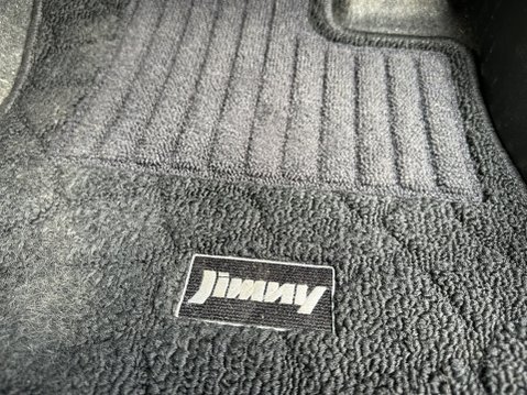 Suzuki Jimny SZ5 19