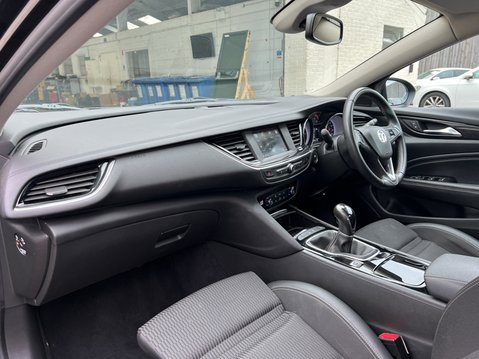 Vauxhall Insignia 1.6 Turbo D BlueInjection SRi Grand Sport 5dr Diesel Manual Euro 6 (s/s) (1 17