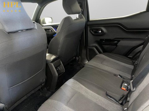 Toyota Urbancruiser 61kWh Design SUV 5dr Electric Auto (174 ps) 20