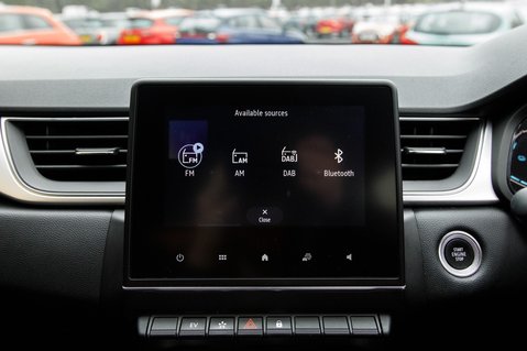 Renault Captur TECHNO E-TECH 35