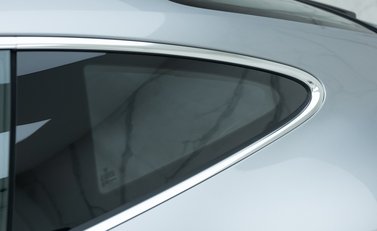 Porsche 911 GT3 Touring (992) 30