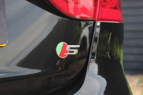 Jaguar XF 3.0 XF V6 S D Auto 4dr 8