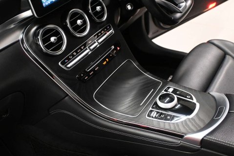 Mercedes-Benz GLC 2.0 GLC 250 AMG Line Premium 4Matic Auto 4WD 5dr 41