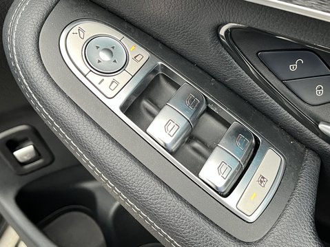 Mercedes-Benz GLC GLC 220d 4Matic AMG Night Edition 5dr 9G-Tronic 18