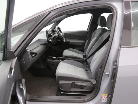 Volkswagen ID.3 Pro Performance 58kWh Life Auto 5dr 21