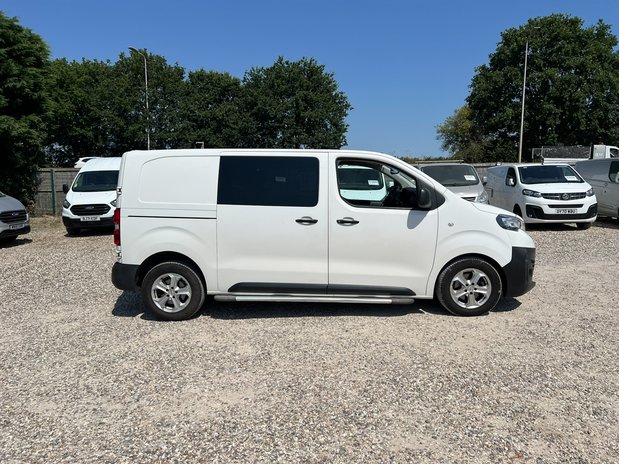 Peugeot Expert Crew Cab (SOLD) MWB L2H1 Low Roof Professional 3100 Air Con Alloys Sensors 5