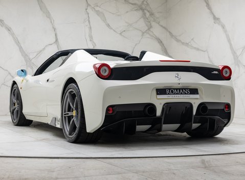 Ferrari 458 Speciale Aperta 13