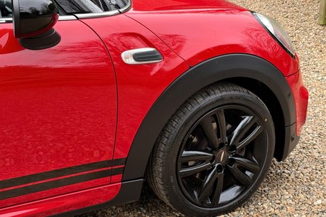 Mini Hatch COOPER 37