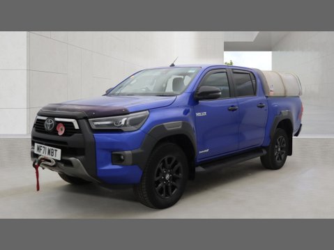 Toyota Hilux Invincible X | Auto | 2.8 LT | Double Cab | Sensors | EURO 6 | NO VAT 1
