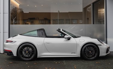 Porsche 911 Targa 4 GTS (992) 3