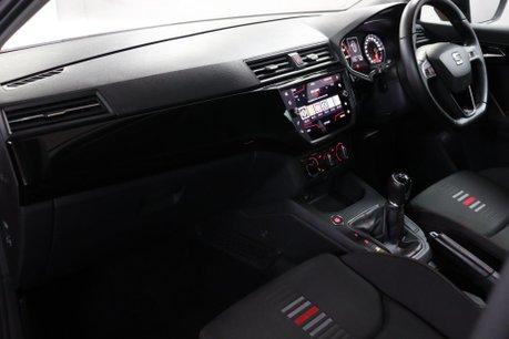 SEAT Ibiza TSI FR 33