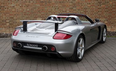 Porsche Carrera GT 37