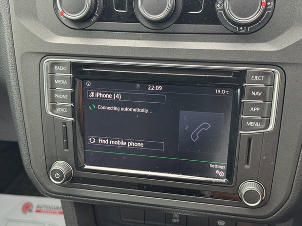 Volkswagen Caddy Maxi AUTO LWB L2H1 Low Roof Highline C20 Air Con Alloys Nav Sensors EURO 6 32