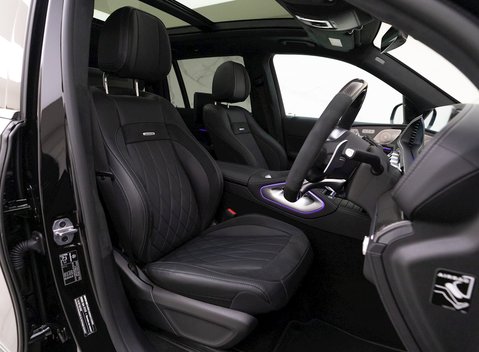 Mercedes-Benz GLS 63 Night Edition Executive 10