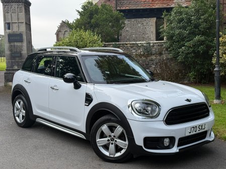 Mini Countryman COOPER D 4