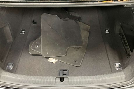 Audi A4 2.0 TFSI 40 S line Saloon 4dr Petrol S Tronic Euro 6 (s/s) (190 ps) 12