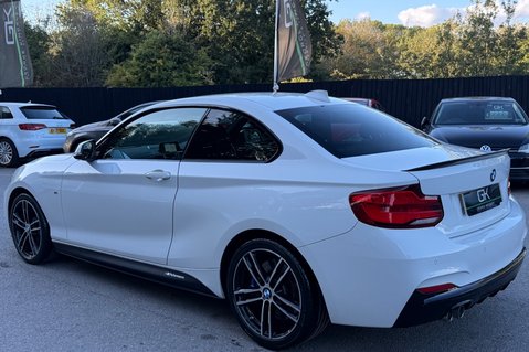 BMW 2 Series 220D M SPORT AUTOMATIC -BODYKIT -PLUS PACK -HARMAN KARDON -LEATHER 2