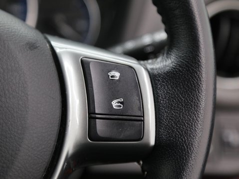 Toyota Yaris 1.5 VVT-h Icon E-CVT Euro 6 (s/s) 5dr 12