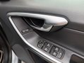 Volvo XC60 2.4 D5 R-Design Geartronic AWD Euro 5 5dr 17
