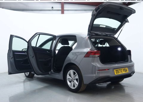 Volkswagen Golf 1.0 eTSI MHEV Life Hatchback 5dr Petrol Hybrid DSG Euro 6 (s/s) (110 ps) 58