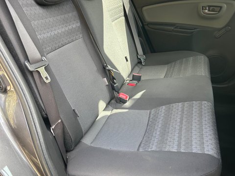 Toyota Yaris 1.33 Dual VVT-i Icon Euro 6 5dr 17