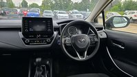 Toyota Corolla 1.8 VVT-h Design Touring Sports 5dr Petrol Hybrid CVT Euro 6 (s/s) (122 ps) 47