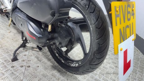 Honda Vision NSC 50 R 2014 17K RUNNING PROJECT SCOOTER 50CC SPARES OR REPAIR 20