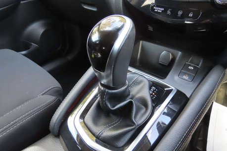 Nissan Qashqai 1.3 DIG-T N-Connecta DCT Auto Euro 6 (s/s) 5dr 13