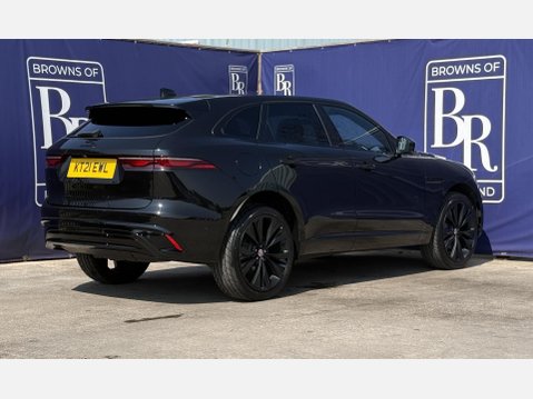 Jaguar F-Pace 2.0 D200 MHEV R-Dynamic HSE SUV 5dr Diesel Auto AWD Euro 6 (s/s) (204 ps) 5