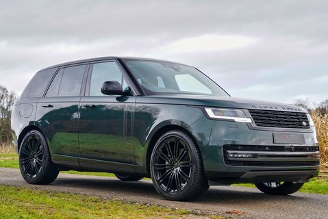 Land Rover Range Rover D300 SE 3