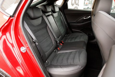 Hyundai i30 T-GDI FASTBACK N LINE PLUS NAV 40
