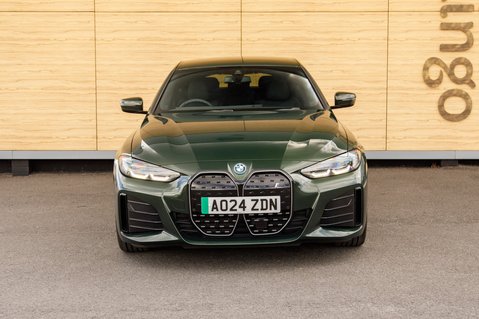 BMW i4 EDRIVE35 M SPORT 6