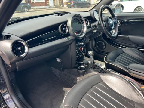 Mini Coupe 2.0 Cooper SD Auto Euro 5 2dr 27