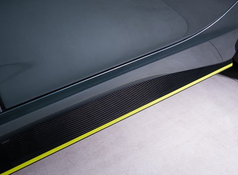 Aston Martin Rapide AMR V12 42