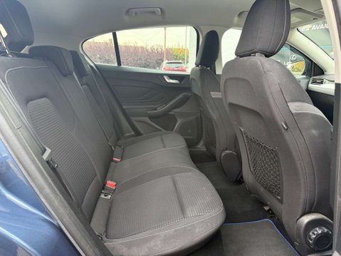 Ford Focus 1.0T EcoBoost Zetec Hatchback 5dr Petrol Manual Euro 6 (s/s) (125 ps) 24