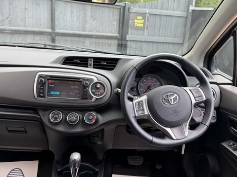 Toyota Yaris 1.3 Yaris TR VVT-i CVT 5dr 21