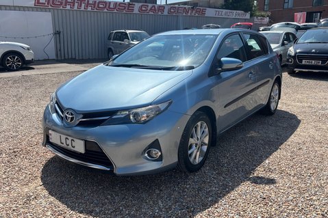 Toyota Auris ICON VALVEMATIC.. AUTOMATIC.. 9 MAIN DEALER SERVICES.. STUNNING EXAMPLE 3