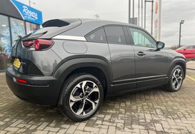 Mazda MX-30 EXCLUSIVE-LINE 8