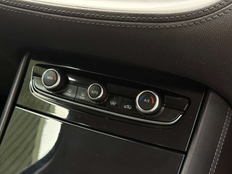Vauxhall Grandland X 1.2 Grandland X SE T S/S 5dr 35