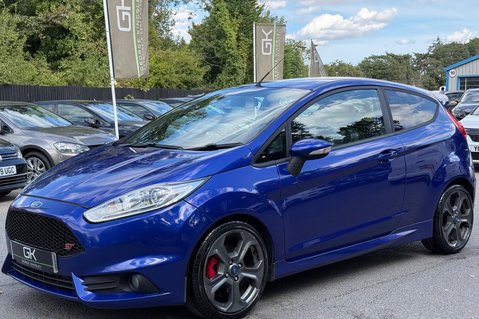 Ford Fiesta ST-2 - 8 SERVICES -NEW MOT -HEATED SEATS -KEYLESS -JUST SERVICED 11