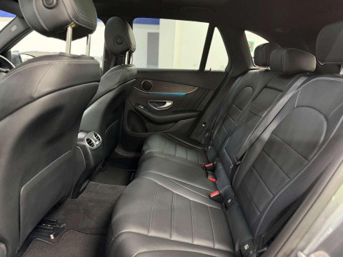 Mercedes-Benz GLC 2.1 GLC220d AMG Line (Premium) SUV 5dr Diesel G-Tronic 4MATIC Euro 6 (s/s) 39