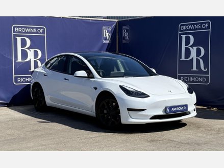 Tesla Model 3 Saloon 4dr Electric Auto RWD (241 bhp)