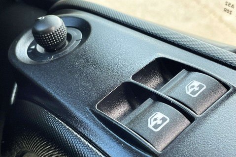 Iveco Daily 70c18 3.0 Dropside Truck 31